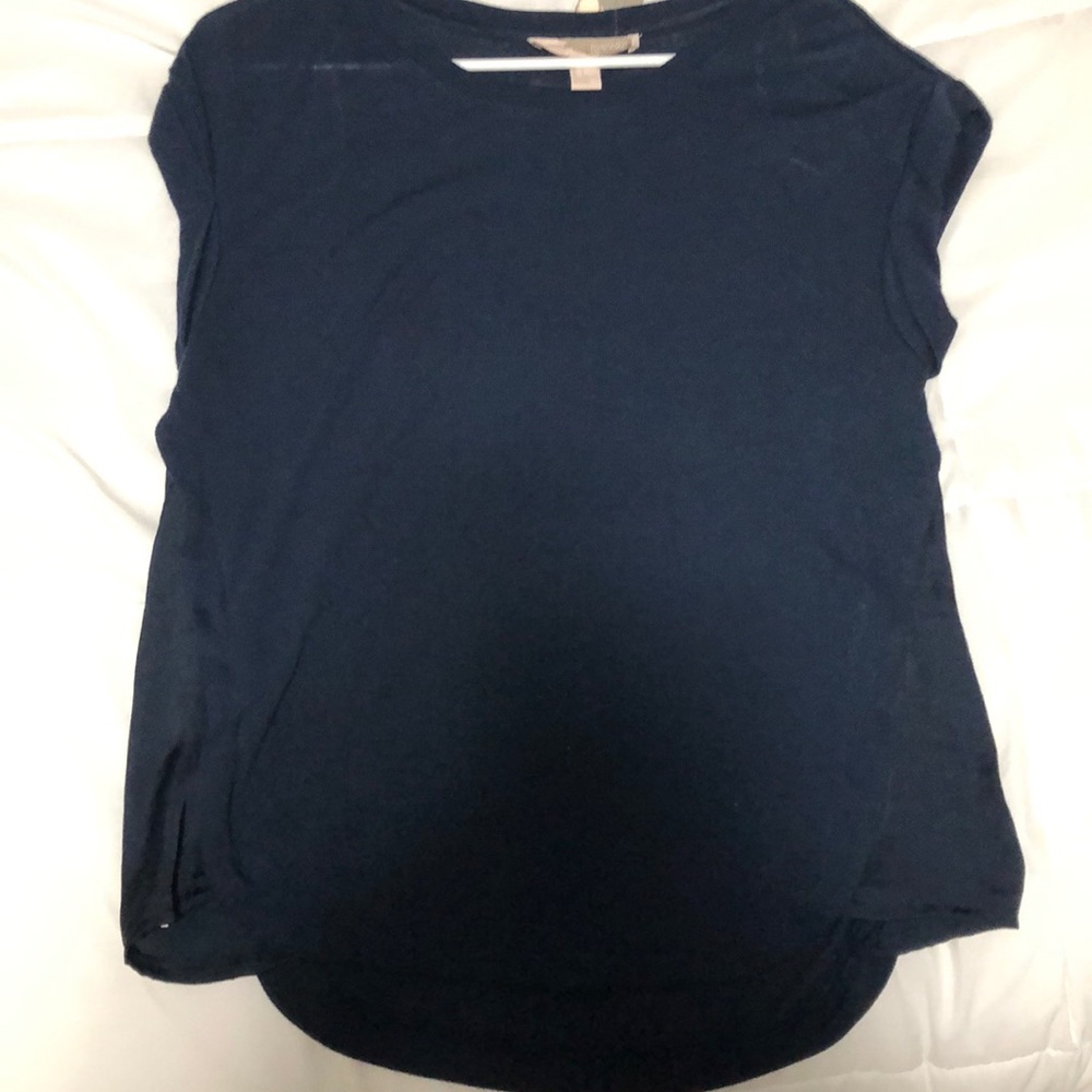 Blue short sleeve top